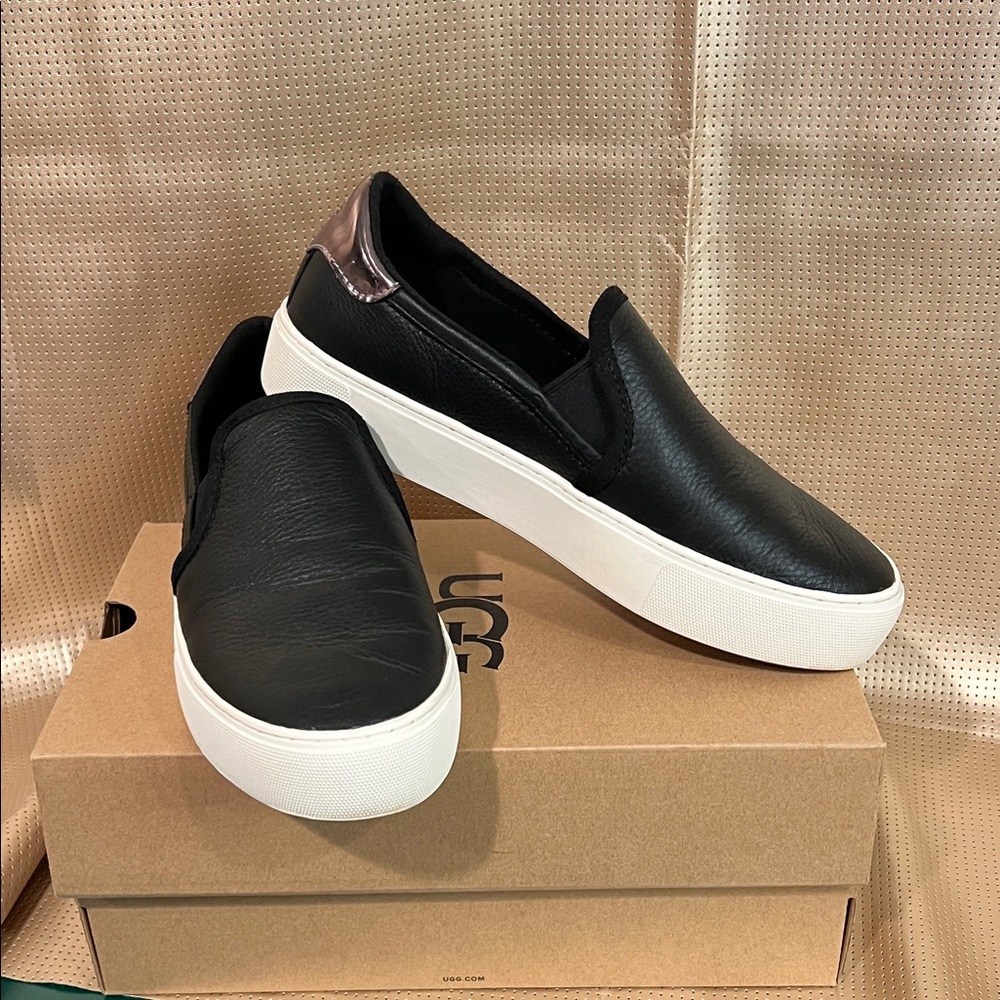 Ugg Chalvan slip on sneaker